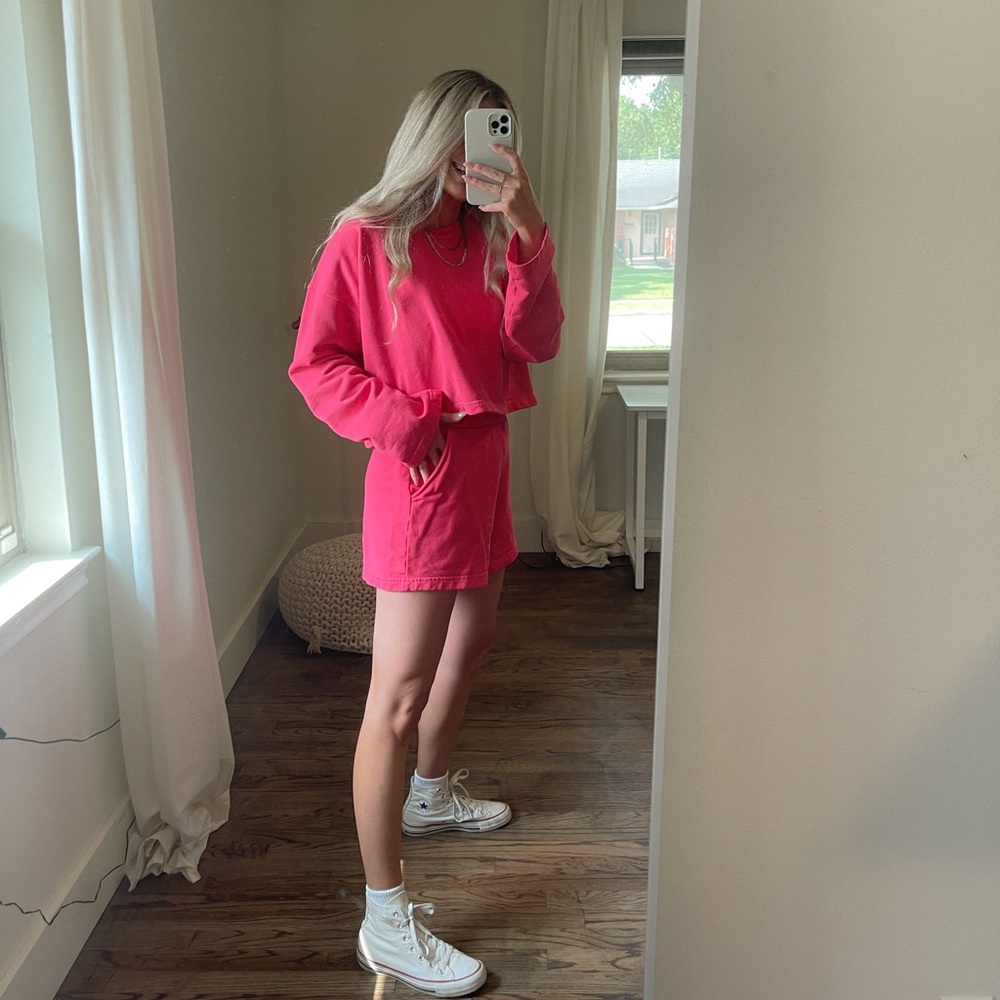 COPY - Revolve 637 pink short set (top is a medium, bottoms are smalls)